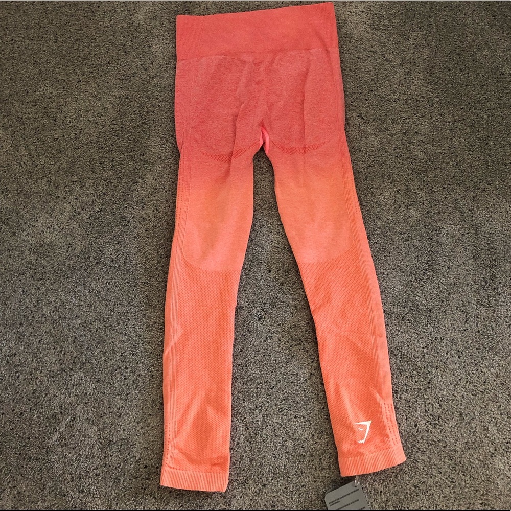 Peach Coral Ombré Gymshark leggings size small